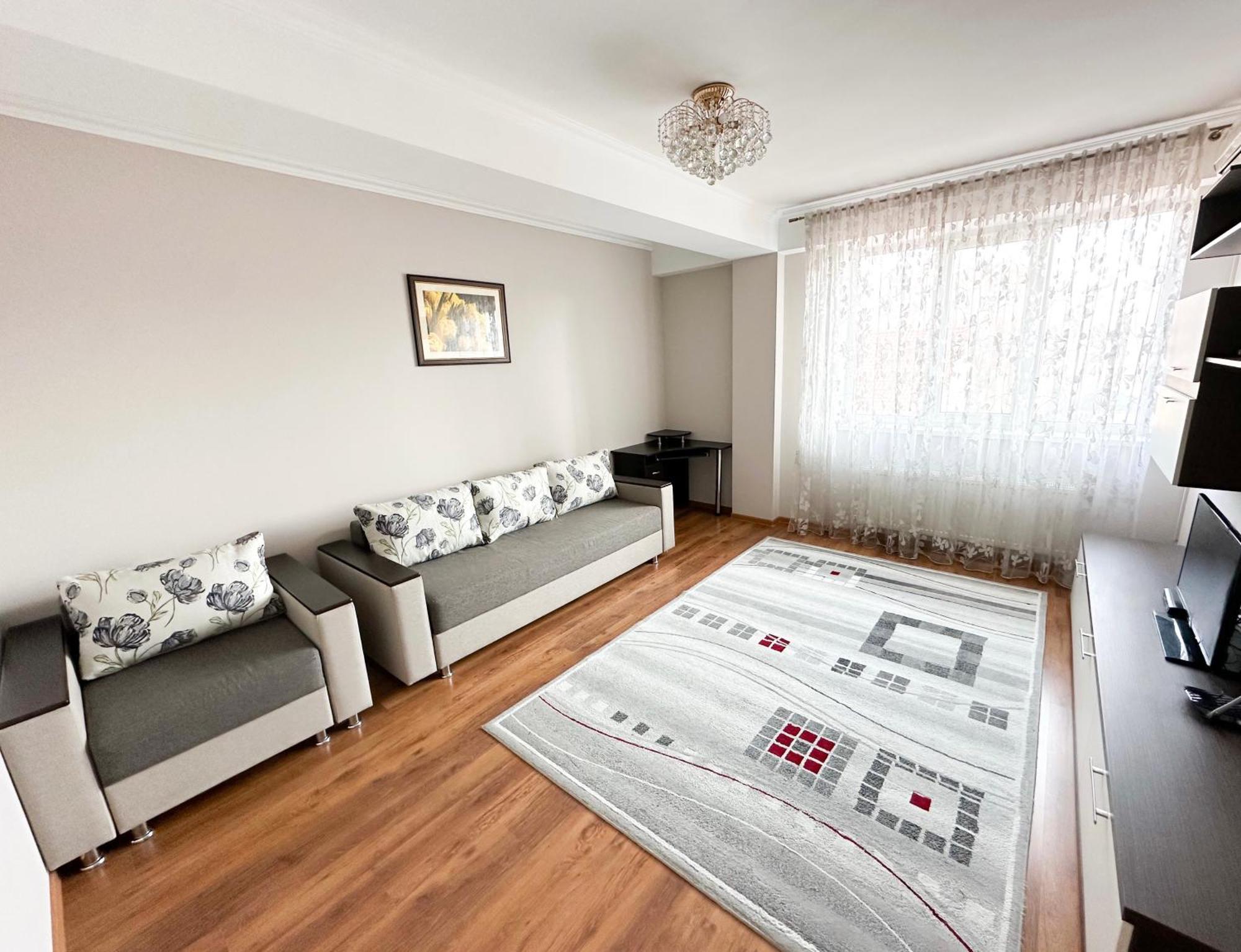 Bright & Quiet 2Room Apartment In City Center Chisinau Luaran gambar